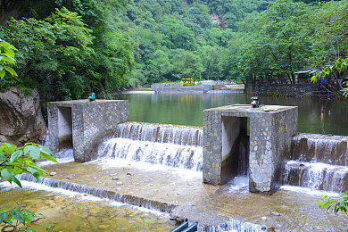 抖淫9·1免费破解版：夜幕疾驰，街头改装王者的终极竞速传说-3