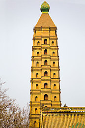 猎奇黑料吃瓜:《赛博朋克2077》车辆系统演变史,从物理翻车到玩家笑谈的幕后修复之路-5