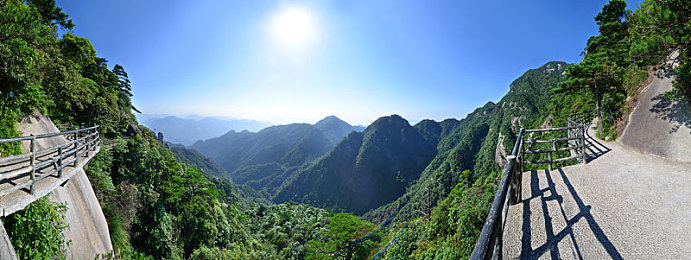 女生和男生差不多2023：竞速新纪元，技术无边界，平等赛道共创驾驶未来-3