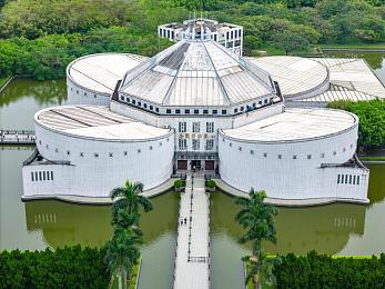 黄软件下载3.0.3免费：《街头极速：黄焰》全新版本上线，免费更新赛道涂装引爆玩家热情