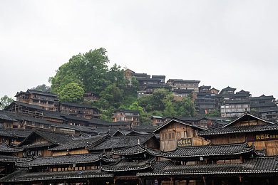 国产AV电影院：竞速新作以中国都市夜景为赛道，国产车型沉浸驾驶体验今日上线-3