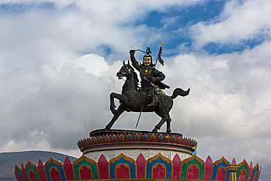 18岁黄色：墨西哥落日下，疾驰的黄金岁月与自由之路-5