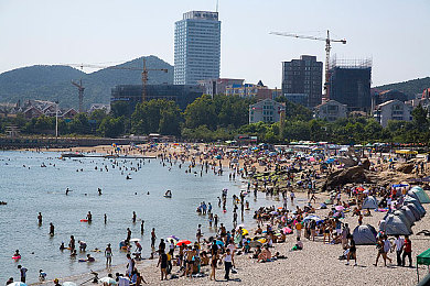 色多:视觉革命降临赛车界,动态霓虹赛道颠覆竞速体验-2