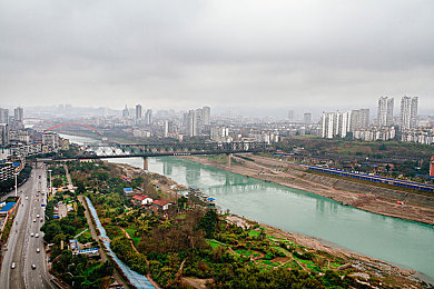 打扑牌不盖被子怎么办？：逆境手牌，幻夜对局中的绝地反击艺术-2