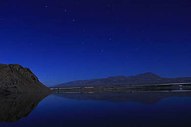 吃瓜黑料反差表：极速狂飙暗影对决隐藏机制揭秘，专业攻略助你畅快驰骋