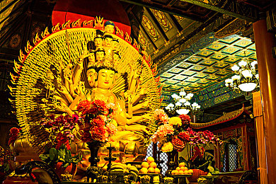 成人国产AV：极速中国，改装风云，赛道上的工业诗篇