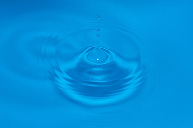 黄色软件下载3.0 2023：数据狂飙，2023年虚拟赛道革新竞速游戏深度解析-4