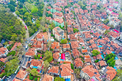 新国产AV：国产竞速新作发布，虚拟现实技术打造沉浸驾驶体验-2