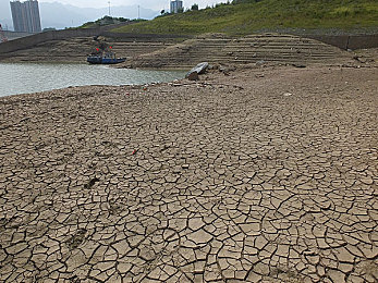 男生与女生差差：极速幻境，风格无界，驾驭之道在于人车合一-4