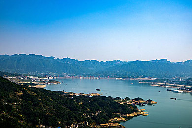 污污黄色软件:街头改装风云,硬核机械与速度的终极挑战-2