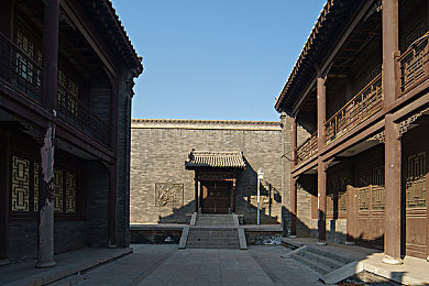 软件下载3.0.3免费oppo版破解大全苹果：狂野飙车9最新攻略，合法技巧助你免费体验极速快感-2