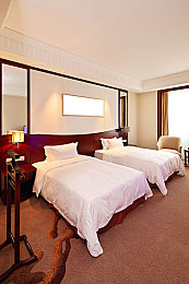 亚非秘 一区二区三区四区：征服全球赛道，极限竞速地平线分区驾驶攻略全解析