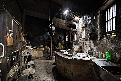 华为3.0.3.0破解安装每天无限：赛博狂飙今日上线，无限改装重塑竞速游戏新纪元-4