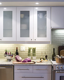 Gay_Tube_Fuck_TV很帅：未来赛车手直播秀，赛博朋克竞速新作引爆风格评分热潮-4