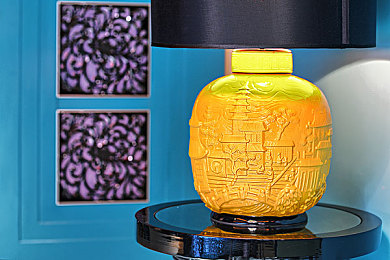 日本少妇按摩高潮：极速穿梭东京街头，以专业手法开启疗愈驾驶新体验-4