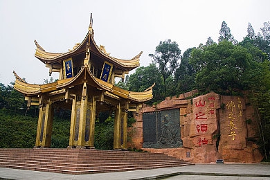 男生香蕉插女生桃子：竞速新游今日上线，水果化身赛车展开奇幻对决-4