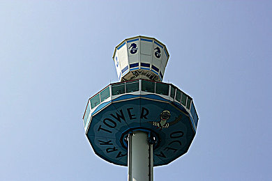 国产一卡二卡：《极速双擎》上线三月引热议，双卡牌竞速系统革新赛车游戏策略体验-3