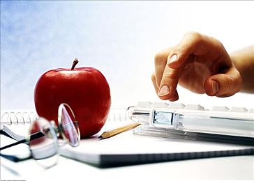 男人插女人的视频软件：极速回放，弯道艺术与竞技社区的完美融合-2