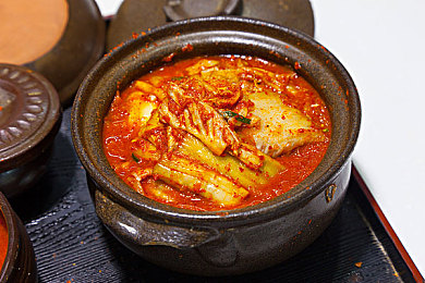 男女干的网站：极速都市双线行动，协作竞速与改装攻略全解析-1