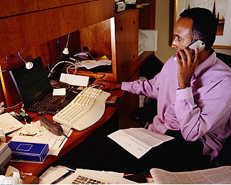 成人精品国产AV：霓虹都市中的命运交织，多重结局揭示人性抉择-3