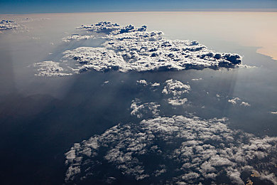 艳女直播App：虚拟赛道竞速，直播互动引爆双重极速体验-2