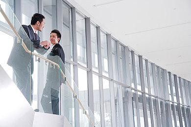 奴役支配性虐狂：驾驭废土，征服钢铁，在极速与毁灭中重塑王权-2