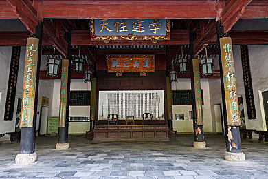 男生女生艹逼软件：双人共驾突破极限，赛道风云重塑竞速协作新体验-3