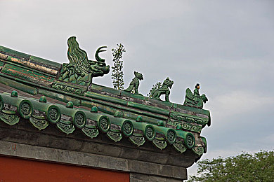 好·色·先·生T·V：视觉竞速新作登场，深度改装与直播互动革新赛车游戏体验