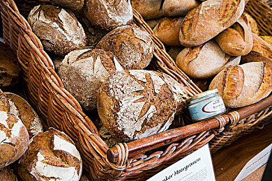 51cg41.me张津瑜在线：神秘车手刷新多项纪录，极限飞驰社区掀起漂移技术研究热潮