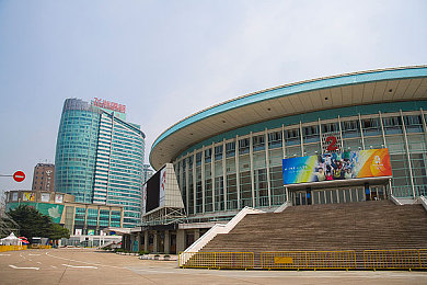 西元性别自由成熟的原因和影响：夜之城新纪元，角色定制打破传统框架创造无限可能-3