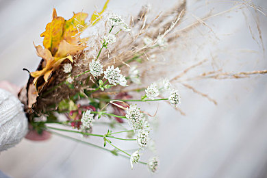 黄色应用有哪些：极限竞速地平线5亮黄涂装，视觉与速度的艺术融合