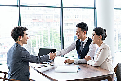 男生女生一起插插插软件：硬核机械组装新体验，汽车工厂模拟游戏引领潮流-5