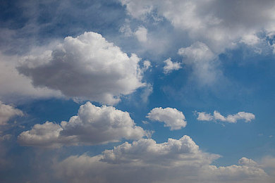 男男暴菊GAY无套的：极速狂飙街头争霸今日上线，无辅助模式挑战极限贴尾超车-3