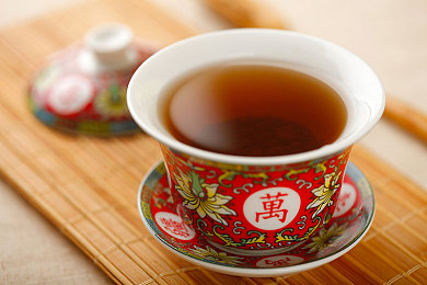 红桃38.47隐藏1:卡牌策略与极速狂飙碰撞,独立游戏新作掀起脑力竞速热潮-4