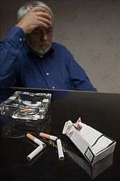 三上悠亚黄色三级片:虚幻5引擎革新竞速体验,虚拟偶像驾驶皮肤引爆玩家社区热议-4