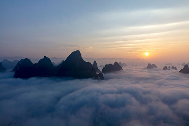 男生女生一起戳戳戳：双人指尖竞速新游上线，同步点击协作闯关攻略全解析-2