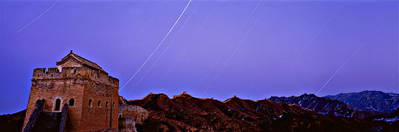 国产麻豆三级片：极速征程，驾驭城市的三重驾驶境界-2