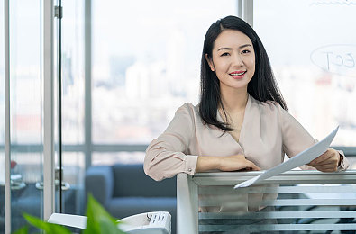 男生女生差APP：性别策略驱动，双性赛车体验革新竞速游戏