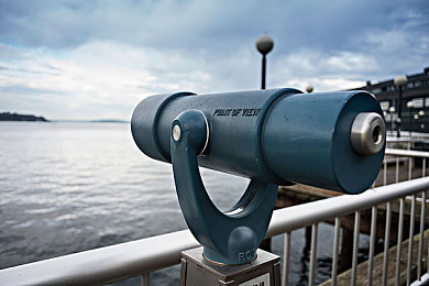 殴美男同性恋:霓虹双生,赛博都市中的羁绊与战斗之旅-2