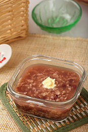 好色先生网址：霓虹飞车驾驭色彩能量，极速狂飙改装街头传奇-2