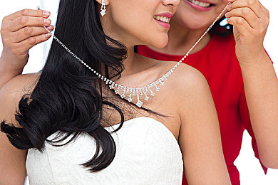 黄色软件下载3.03华为手机版免费:霓虹夜幕,麒麟赛道,街头极速新纪元-2