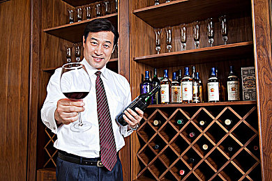 成人性做爰直播软件：融合直播互动与硬核竞速，《极速直播：虚拟赛道狂飙》今日正式上线，打造沉浸式赛车主播新体验-3