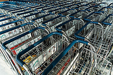 保守妻子的3p经历:极速三重奏,三角策略驱动赛车新体验-3