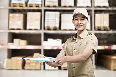 下载美女差差差：《极速颜值挑战》创新融合评分互动，赛车游戏迎来策略驾驶新浪潮-2