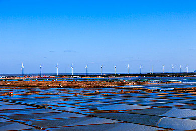 黄色软件下载3.0.：赛博飙车新作今日公测，深度改装与极速狂飙引爆数字赛道-5