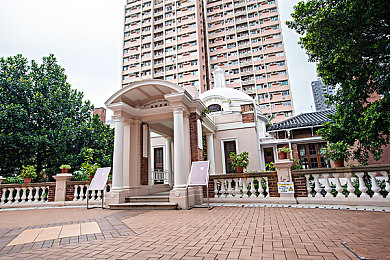 黄色软件v3.03:虚拟改装革命来袭,极速狂飙背后的工程艺术与争议-3