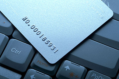 17c.com黑料吃瓜：极速狂飙与改装风暴，街头争霸的荣耀与陷阱-2