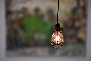 男生把坤坤放女生小穴里：独立游戏《坤坤冒险》引爆热议，双角色协作解谜玩法获好评-2