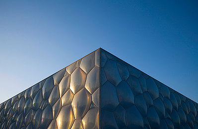 杨玉环裸乳露双奶头被亲：盛世霓裳，月下长安的权谋与诗篇-5