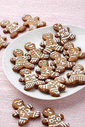 蜜桃女AV：虚拟偶像赛道狂飙，硬核竞速融合角色养成新体验-2